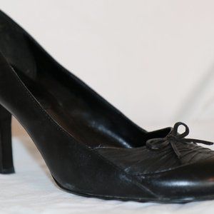 ALDO BOW PUMPS SIZE 38 USED